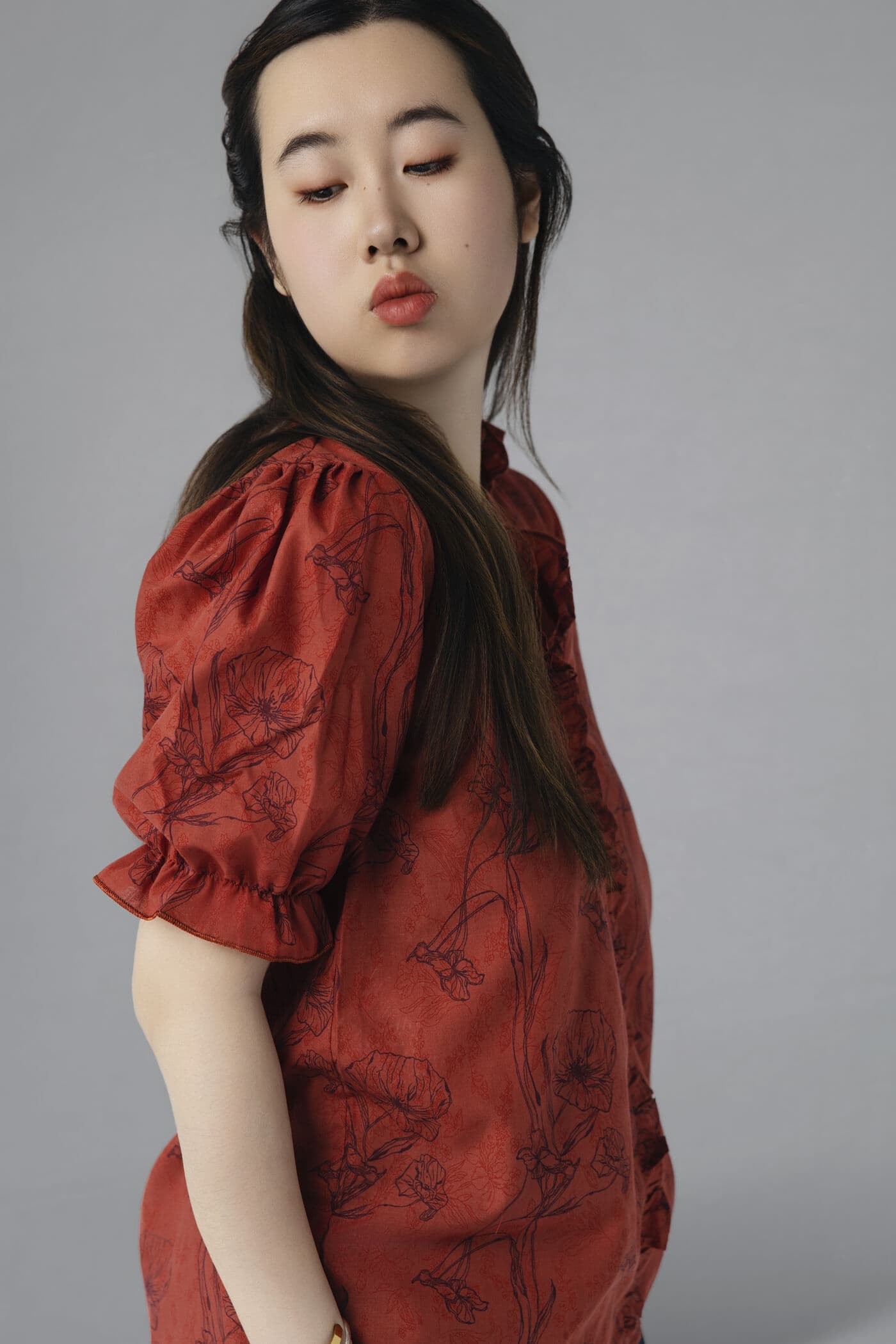 Taana Top — puff-sleeve detail